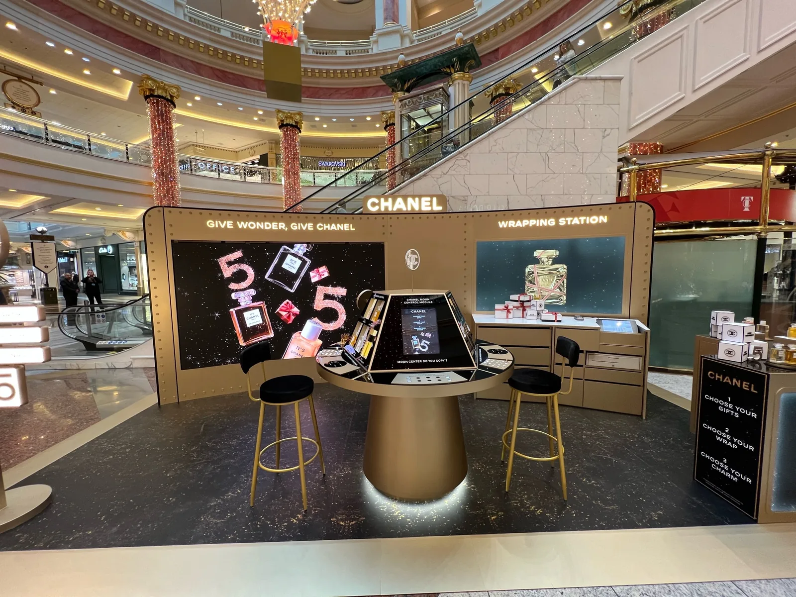 LED Video Wall &mdash; Cosmetics Counter